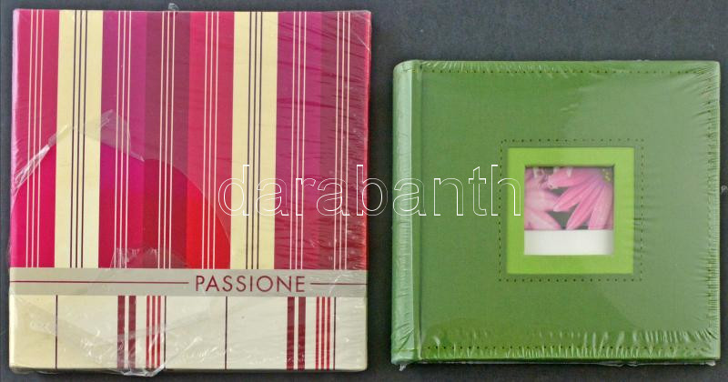 2 db képeslap album 200 és 100 férőhellyel / 2 postcard albums for 200 and 100 postcards