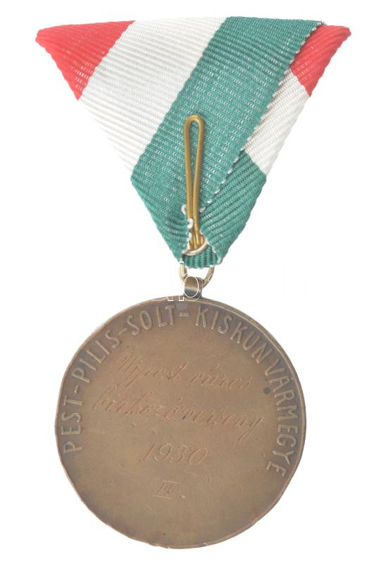 Maugsch Gyula (1882-1945) 1930. 'Pest-Pilis-Solt-Kiskun vármegye' kétoldalas bronz birkózó díjérem pótolt szalaggal (40mm) T:1- - Image 2