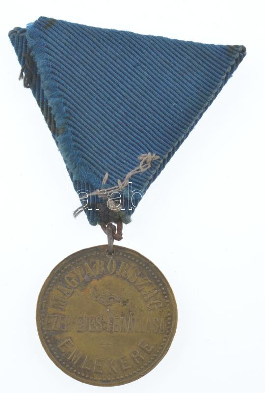 1896. '896-1896 Millenniumi emlék / Magyarország ezer éves fennállása emlékére' bronz kitüntetés mellszalagon (27mm) T:2 - Image 2