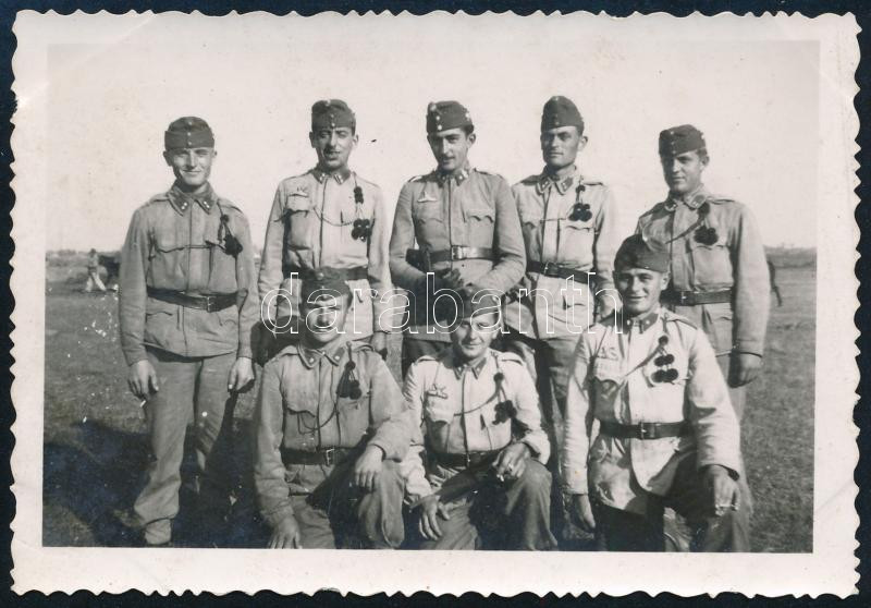 cca 1942 Horthy repülős tisztek csoportképe 6x9 cm