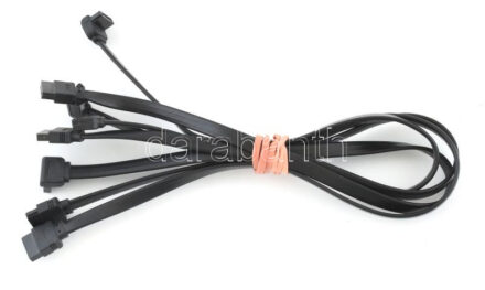 4 darab SATA III kábel 40 cm fekete. Egyenes - derékszög végződéssel.