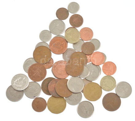 46 darabos kanadai, angol érme tétel, közte forgalmi emlékkiadások T: vegyes 46 pieces Canadian, British coin lot, among ciculative commemorial issues C:mixed