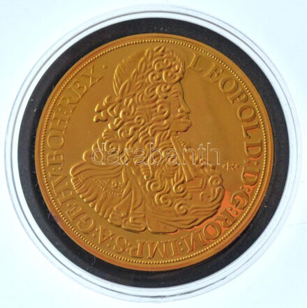 DN 'Magyarok Kincstára - I. Lipót, 5 dukát' aranyozott rézötvözet utánveret, kapszulában (38mm) T:PP
