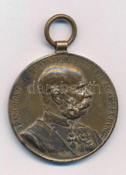1898. 'Jubileumi Emlékérem a Fegyveres Erő Számára / Signum memoriae (AVSTR)' bronz kitüntetés mellszalag nélkül T:2 patina Hungary 1898. 'Commemorative Jubilee Medal for the Armed Forces' bronze decoration without ribbon C:XF patina NMK