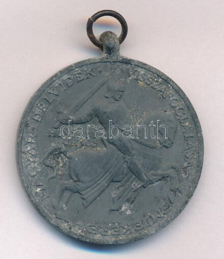 1941. 'Délvidéki Emlékérem' Zn emlékérem mellszalag. Szign.: BERÁN L. T:2 oxidáció Hungary 1941. 'Commemorative Medal for the Return of Southern Hungary' Zn medal without ribbon. Sign: BERÁN L. C:XF oxidation NMK 429.