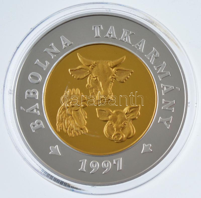 1997. 'Bábolna Takarmány 1789 / Bábolna Takarmány 1997' részben aranyozott, részben ezüstözött emlékérem, dísztokban (43mm) T:PP felületi karc - Image 2