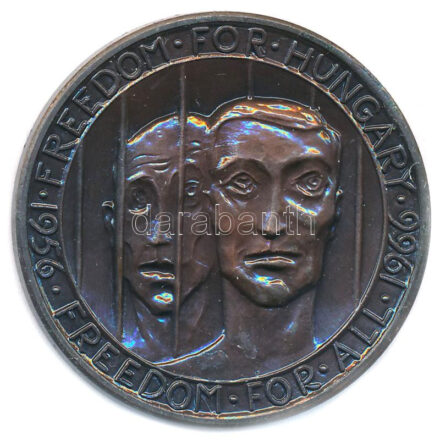 Kanada 1966. 'Szabadságot Magyarországnak 1956-1966 / Emlékül azoknak, akik soha nem adták meg magukat' bronz emlékérem tanúsítvánnyal. Szign.: Dora de Pédery-Hunt (38mm) T: 1 tanúsítvány két darabban Canada 1966. 'Freedom for