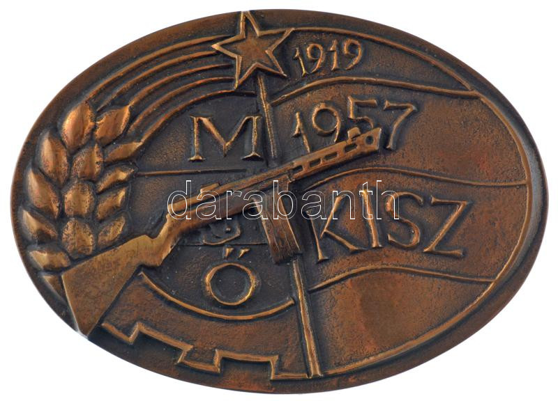 1957. ' KISZ 1919-1957 / Kiemelkedő közösségi munkáért - A munkásőrség országos parancsnokától' kétoldalas bronz plakett (120x85mm) T:1-