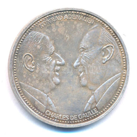 Németország 1988. 'Konrad Adenauer - Charles De Gaulle / A francia-német együttműködés 25.évfordulója 1963-1988' francia és német nyelvű kétoldalas emlékérem kapszulában (30mm) T:1- patina Germany 1988. 'Konrad Adenauer - Charles