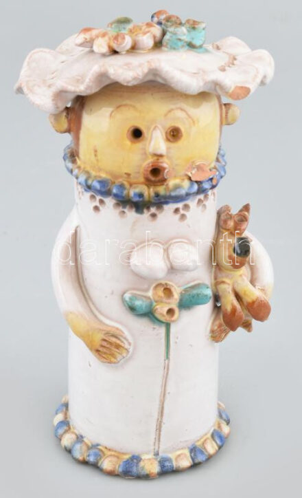Csavlek Etelka (1947-): Kutyás lány. Festett, mázas kerámia, jelzett, hibátlan. m: 15 cm