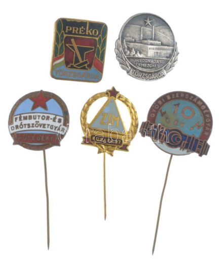 1965-1970. 'Fémbútor- és Drótszövetgyár - Hűségért' zománcozott Cu jelvény (19mm) + 'ZIM - Zománcipari Művek' aranyozott, zománcozott jelvény (19mm) + 'PRÉKO törzsgárda - Prés- és Kovácsoltárugyár' zománcozott tombak