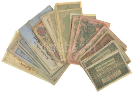 Németország ~1910-1920. 50 darabos vegyes német bankjegy tétel (10xklf) T:III,III- közte tűlyuk, folt, szenny., szakadás, lyuk, saroktörés, anyaghiány Germany ~1910-1920. 50 pieces mixed german banknote lot (10xdiff) C:F,VG include