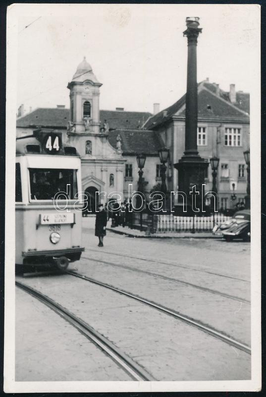 cca 1930 Budapest, 44-es villamos, fotó, 10,5×6,5 cm
