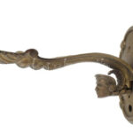 Régebbi historizáló stílusú fali bronz konzol elem, figurális fej díszítéssel, jó állapotban, h: 23 cm, m: 14 cm