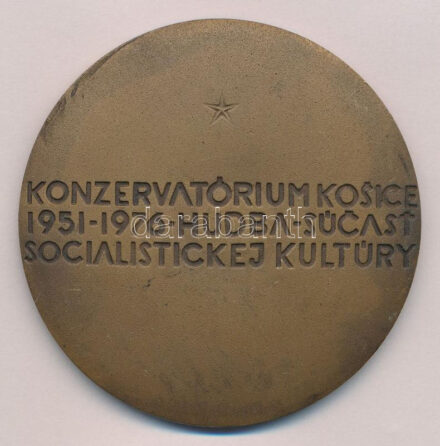 Csehszlovákia 1976. 'Kassai Konzervatórium 1951-1976. A szocialista zenei kultúra alkotóeleme' Br emlékérem (60mm) T:2 Czechoslovakia 1976. 'Košice Conservatory 1951-1976. A component of socialist music culture. Konzervatórium Košice