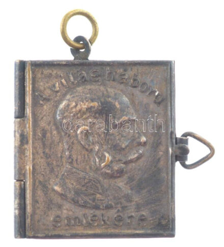 Ferenc József : Népeimhez! A király szózata a nemzethez 1914. jul. 28 című minikönyv dombornyomott bronzlemez borítója, 'A világháború emlékére' felirattal, minikönyv nélkül (25x21mm) T:1-,2