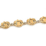 Címeres karkötő, kopott, h: 16,5 cm
