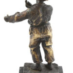 Oskar Hertel: Figura. Bronz, kőtalapzaton, kopott, hiányos, jelzett, 1900 körül, m: 28,5 cm - Image 3