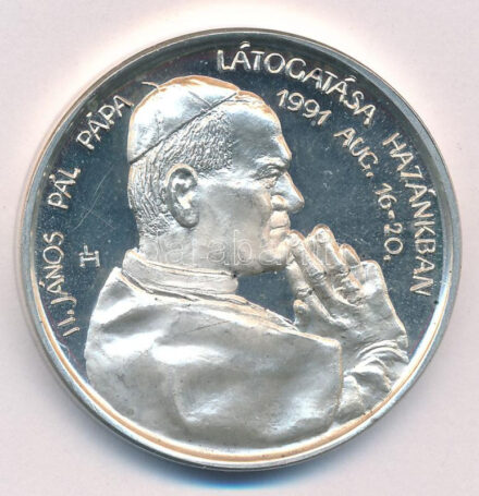 Horváth László 1991. 'II. János Pál pápa látogatása hazánkban / Magyar Éremgyűjtők Egyesülete' Ag emlékérem peremen 'SZG' beütéssel (36,25g/0,835/42mm) T:1- (PP) Adamo BP37