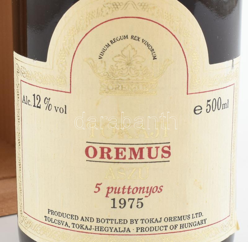 1975 Oremus Tokaji Aszú 5 puttonyos, édes fehér desszertbor, 12%, (palackozták: 1996), fa díszdobozban, 0,5l. - Image 2