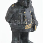 Tűzoltó sisak márvány talapzaton - levélnehezék 13 cm + Öntöttvas Svejk 16 cm - Image 2
