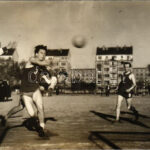 1953 Budapest, Haladás Jogi kar - Lenin Intézet kézilabda meccs / Hungarian handball match. photo (EK)