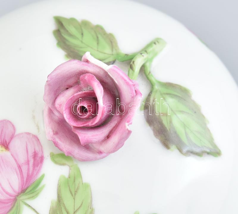 Herendi porcelán rózsás bonbonniere. Kézzel festett, jelzett, sérüléssel d: 8 cm - Image 2
