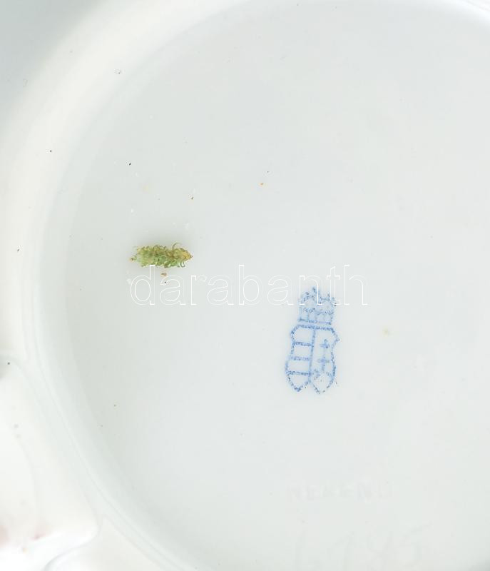 Herendi porcelán rózsás bonbonniere. Kézzel festett, jelzett, sérüléssel d: 8 cm - Image 3