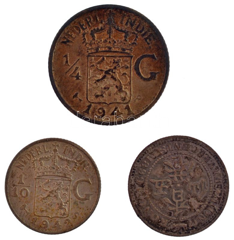 Vegyes: Hongkong 1899. 5c Ag 'Viktória' + Holland Kelet-India 1941P 1/4G Ag + 1942S 1/10G Ag T:2,2- patina Mixed: Hong Kong 1899. 5 Cents Ag 'Victoria' + Netherlands East Indies 1941P 1/4 Gulden Ag + 1942S 1/10 Gulden Ag C:XF,VF patina - Image 2