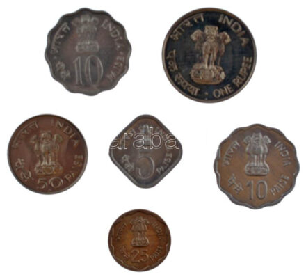 India 1976. 5p Al 'FAO' + 10p Al 'FAO' + 1980. 10p Al 'Vidéki nők haladása' + 1980. 25p Cu-Ni 'Vidéki nők haladása' + 1969. 50p Ni 'Mahatma Gandhi' + 1969. 1R Ni 'Mahatma Gandhi' T:1,1- India 1976. 5 Paisa Al 'FAO' + 10 Paisa Al 'FAO' +