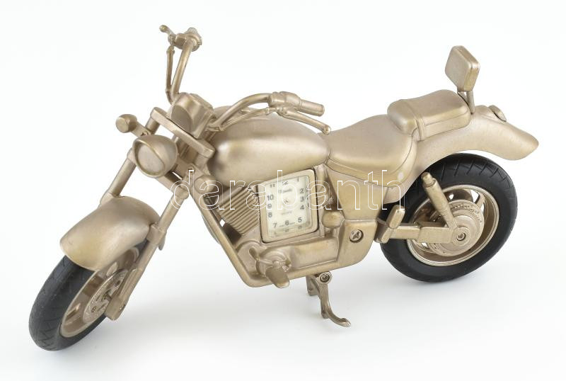Motoros quartz óra, nem jár, 19×10 cm