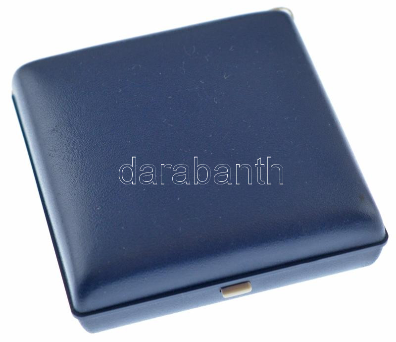 Német Szövetségi Köztársaság 1979. 1pf Ag 'Weisenbergi II. Konrád' jelzett utánveret tanúsítvánnyal, dísztokban (4g/0.999/20mm) T:1 patina Federal Republic Germany 1979. 1 Pfennig Ag 'II. Conrad von Weisenberg' marked restrike with - Image 3