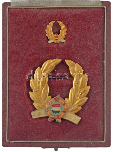 ~1960-1970. 'Kiváló Sportoló' Magyar Népköztársaság aranyozott, zománcozott kitüntetése miniatűrrel, eredeti tokban T:1- Hungary ~1960-1970. 'Excellent Athlete' gilt, enamelled decoration of Hungarian People's Republic, with miniature,