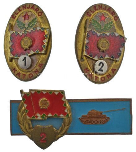 ~1970-1975. 'Másod Osztályú Gépjárművezető (harckocsi)' zománcozott fém jelvény (29x60mm) + 'Első- és Másod Osztályú Élenjáró Katona' zománcozott bronz sapkajelvény (2xklf) T:2