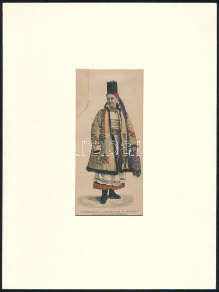 cca 1900 Szász és román parasztasszony, színezett metszet, paszpartuban 6x12 cm, 5x10 cm / Saxon and Romanian peasant in folkwear, 2 colored engravings