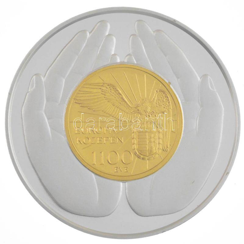 2002. 'Európa közepén 1100 éve' ezüstözött és aranyozott emlékérem (42,5mm) T:1- (PP)