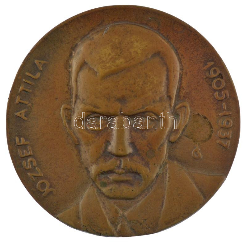 Tőrös Gábor (1934-2021) DN 'József Attila 1905-1937' bronz emlékérem (118mm) T:1-