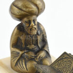 Jelzés nélkül: Naszreddin szúfi hodzsa. Réz, ónis talapzaton, m: 11 cm - Image 2