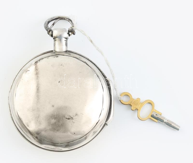 Sales a Marseillan Spindlis francia zsebóra. Kulcsos, XIX. sz.eleje. Jelzett, sérült zománc számlappal, működőképes, tok kissé lyukas d: 50 mm - Image 3