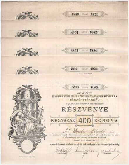 Aszód 1922. 'Az Aszódi Kereskedelmi Bank és Takarékpénztár Részvénytársaság' névre szóló részvénye összesen 400K-ról, sorszámkövetők, szárazbélyegzővel, szelvényekkel (5x) sorszámkövetők T:I-,II közte kis folt,