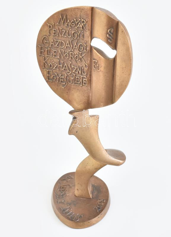 Kutas László: Ellenőrzésért nagydíj bronz szobor, névre szólóan. 33 cm