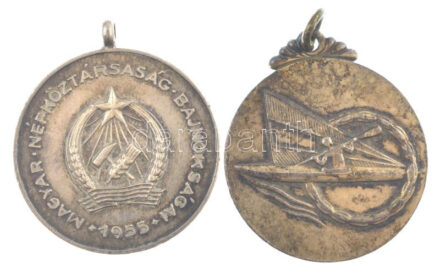 1955. 'Magyar Népköztrásaság Bajnokságai - Tornász' kétoldalas díjérem füllel (30mm) + 1970. 'Magyar Népköztársaság Bajnoka - Kajak' kétoldalas díjérem füllel (30mm) T:1-