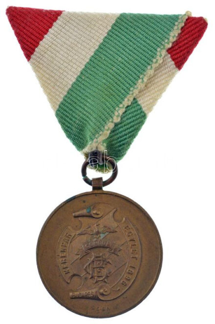 ~1920-1930. 'Kerékpár Egylet 1898' kétoldalas bronz díjérem mellszalaggal (30mm) T:1- kis patina