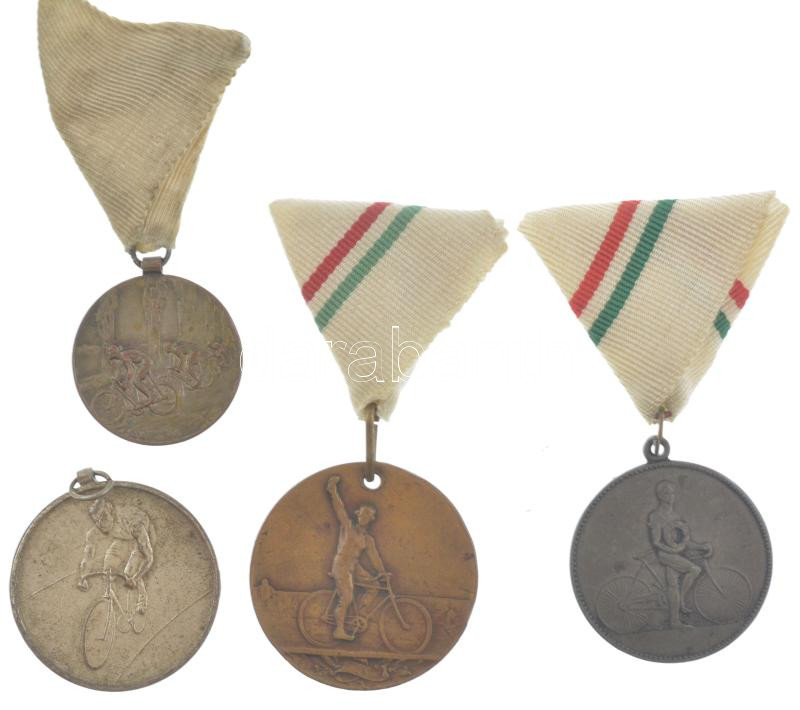 ~1920-1940. 4 darab kerékpár díjérem, 3 darab mellszalaggal (30-40mm) T:1-,2 patina