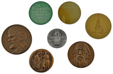 Szovjetunió DN 7 darabos Al és bronz emlékérem tétel, közte 'Kulikovói Csata','Lenin','Moszkva' T:1,1- Soviet Union ND 7 pieces Al and bronze commemorative medallion lot among 'Kulikovo Battle','Lenin','Moscow' C:UNC,AU