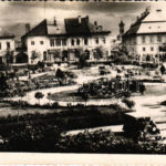 1940 Nagybánya, Baia Mare; Rákóczi tér, automobil / square, automobiles. photo