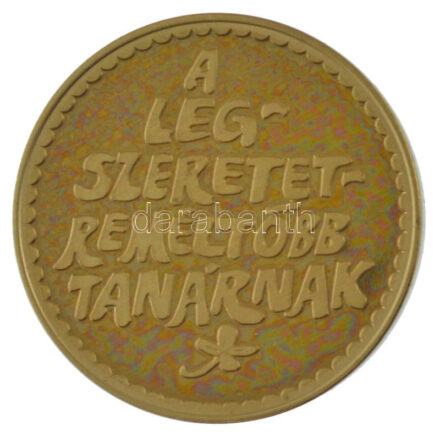 DN 'Sajdik Ferenc rajz / A legszeretetreméltóbb tanárnak' kétoldalas aranyozott emlékérem kapszulában, bársonyborítású tokban (32mm) T:PP