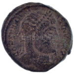 Római Birodalom / Heraclea / I. Constantinus 321-324. AE3 (2,98g) T:2,2- Roman Empire / Heraclea / Constantinus I 321-324. AE3 'CONSTAN-TINVS AVG / DN CONSTANTINI MAX AVG - VOT XX * - SMH delta' (2,98g) C:XF,VF RIC VII 60