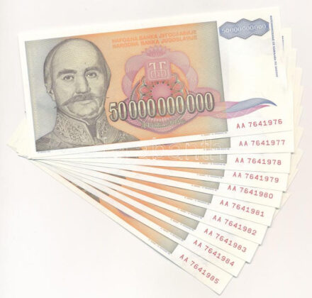 Jugoszlávia 1993. 50.000.000.000D (10x) sorszámkövetők 'AA 7641976 - AA 7641985' T:I- Yugoslavia 1993. 50.000.000.000 Dinara (10x) consecutive serials 'AA 7641976 - AA 7641985' C:AU Krause P#136