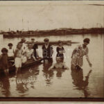 1920 Komárom, Komárnó (?); Dunai idill, fürdőzők, uszályok / bathing in the Danube, barges. photo (EK)